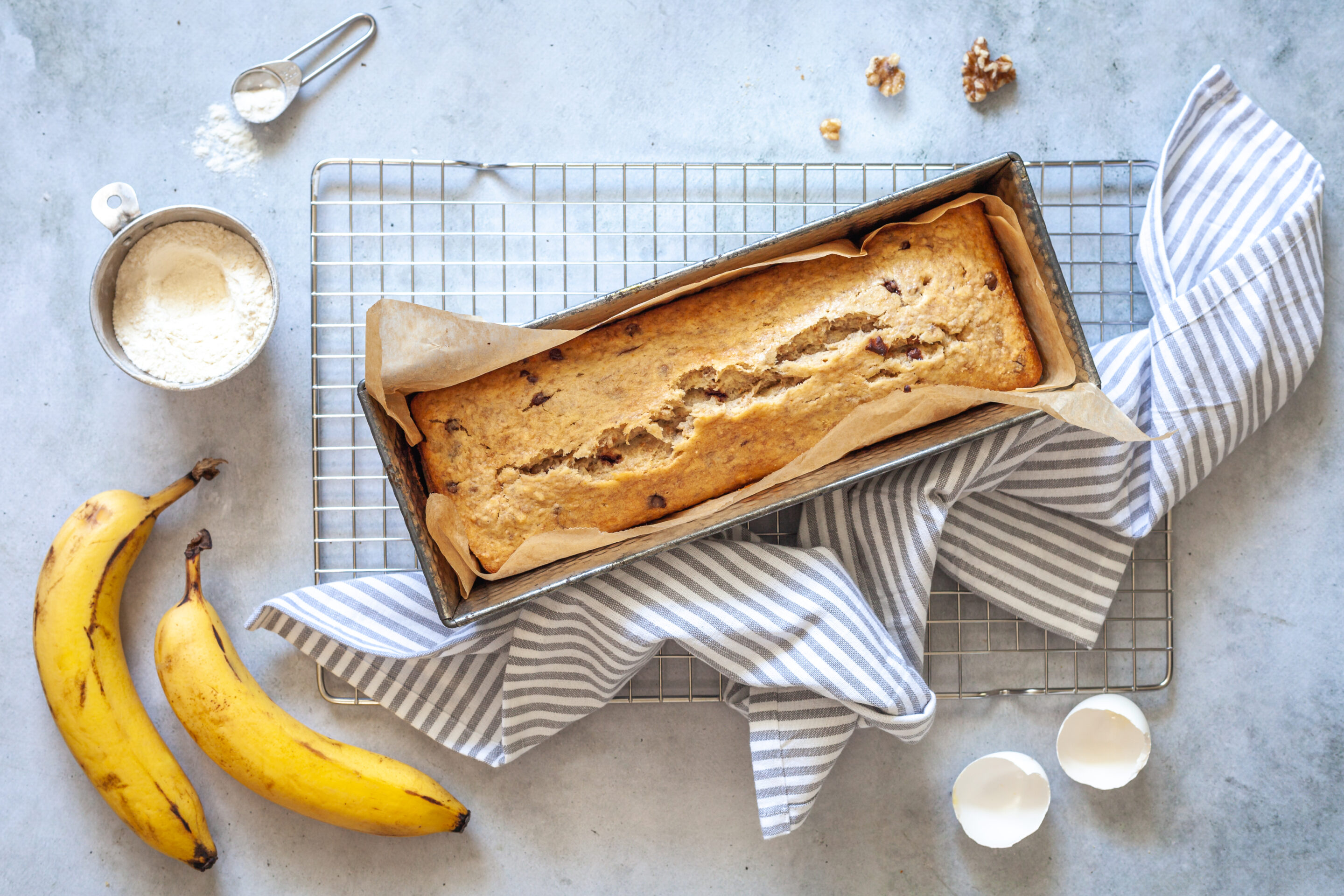 RecipeZzz: Food to help you sleep | Delicious & Easy Banana Bread